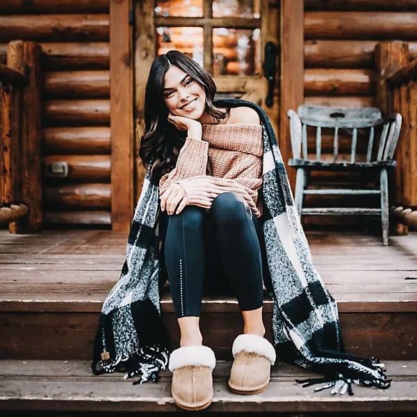 Bearpaw Loki Lammfell-Hausschuhe 2 Bearpaw Loki Lammfell-Hausschuhe – Bild 2